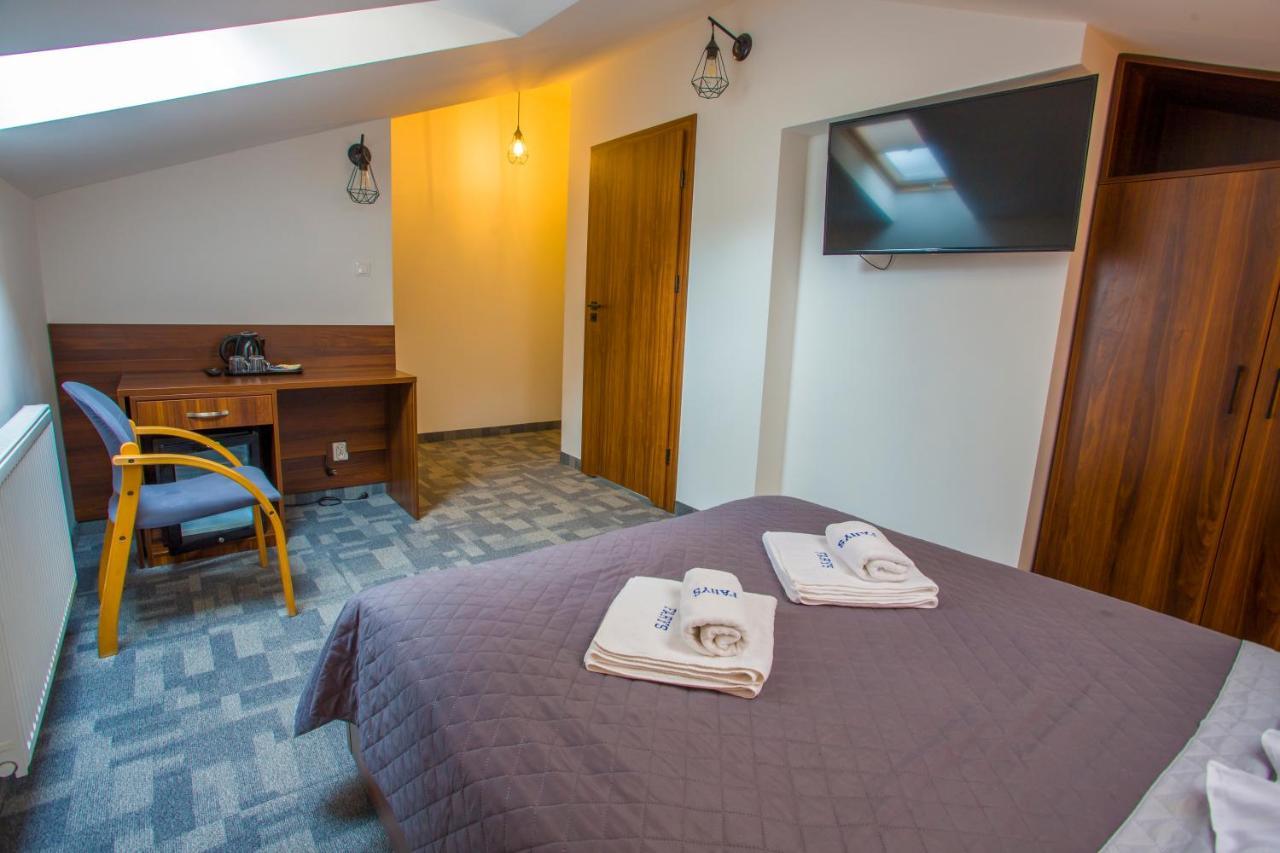 Farys - Swietna Lokalizacja, Sauna, Jacuzzi, Piekne Widoki Z Okien Krynica-Zdrój Kültér fotó