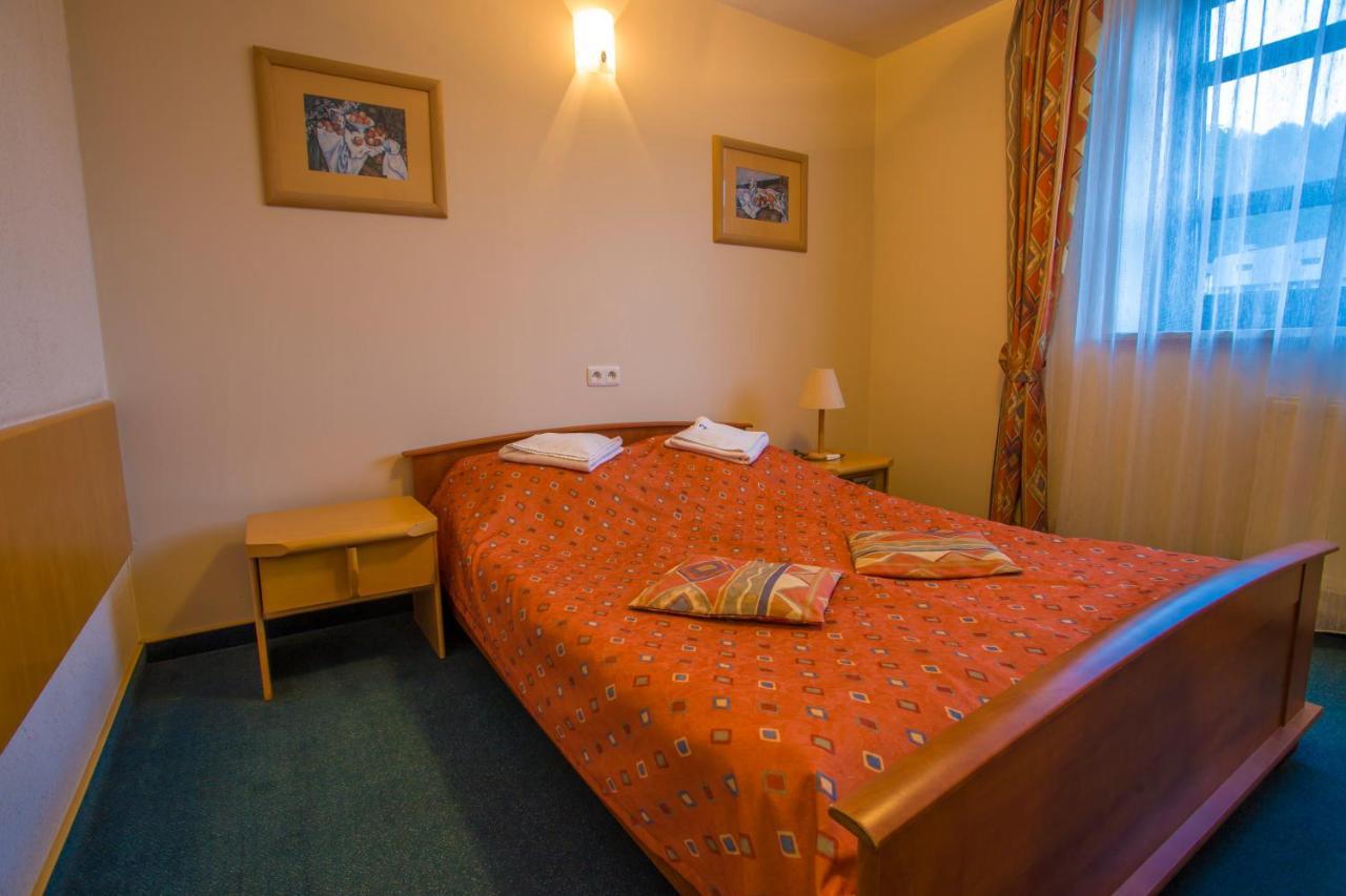 Farys - Swietna Lokalizacja, Sauna, Jacuzzi, Piekne Widoki Z Okien Krynica-Zdrój Kültér fotó